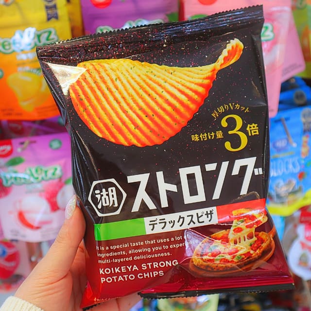 Strong Potato Chips Deluxe Pizza 53g (KOIKEYA)