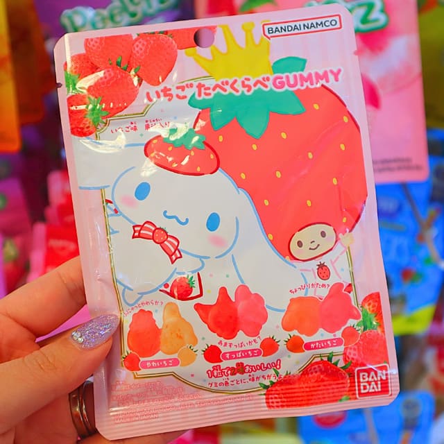 Sanrio Characters Strawberry Taste Test Gummies 38g (BANDAI)