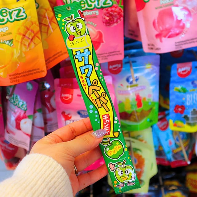 Sweet & Sour Paper Candy Green Apple (YAOKIN)