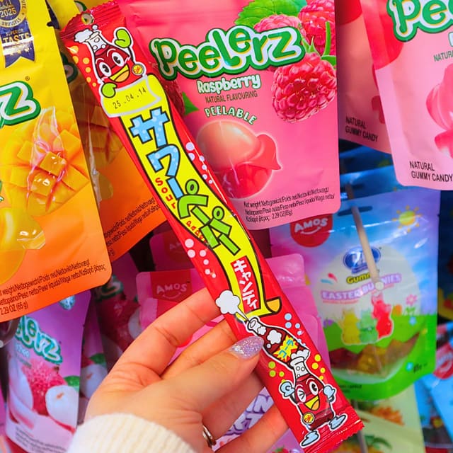 Sweet & Sour Paper Candy Cola (YAOKIN)