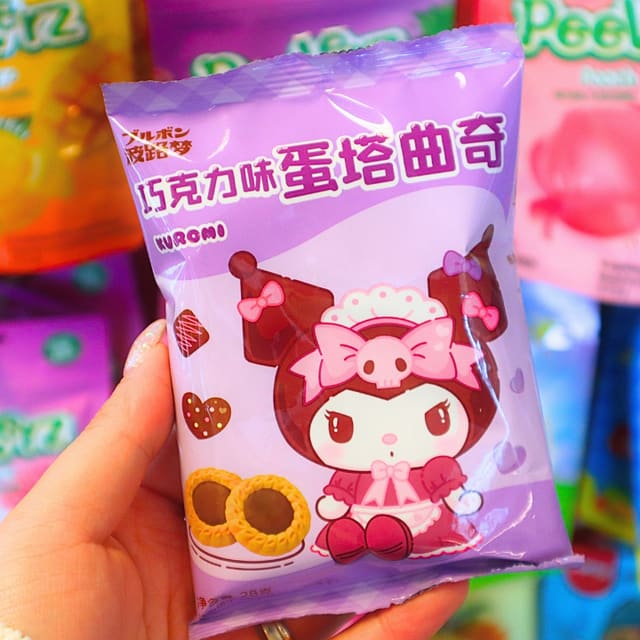 Sanrio Kuromi Chocolate Biscuit 28g (BOURBON)